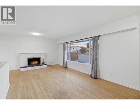 Photo 11 of 675 Windsor Avenue, North Kamloops