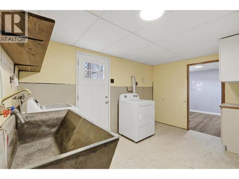 Photo 59 of 675 Windsor Avenue, North Kamloops