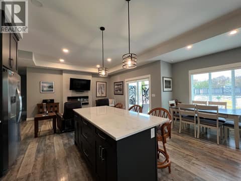 Photo 5 of 924 9th Avenue, Swan Lake West, Vernon
