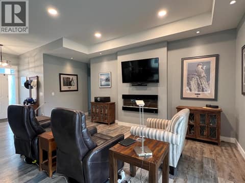 Photo 8 of 924 9th Avenue, Swan Lake West, Vernon