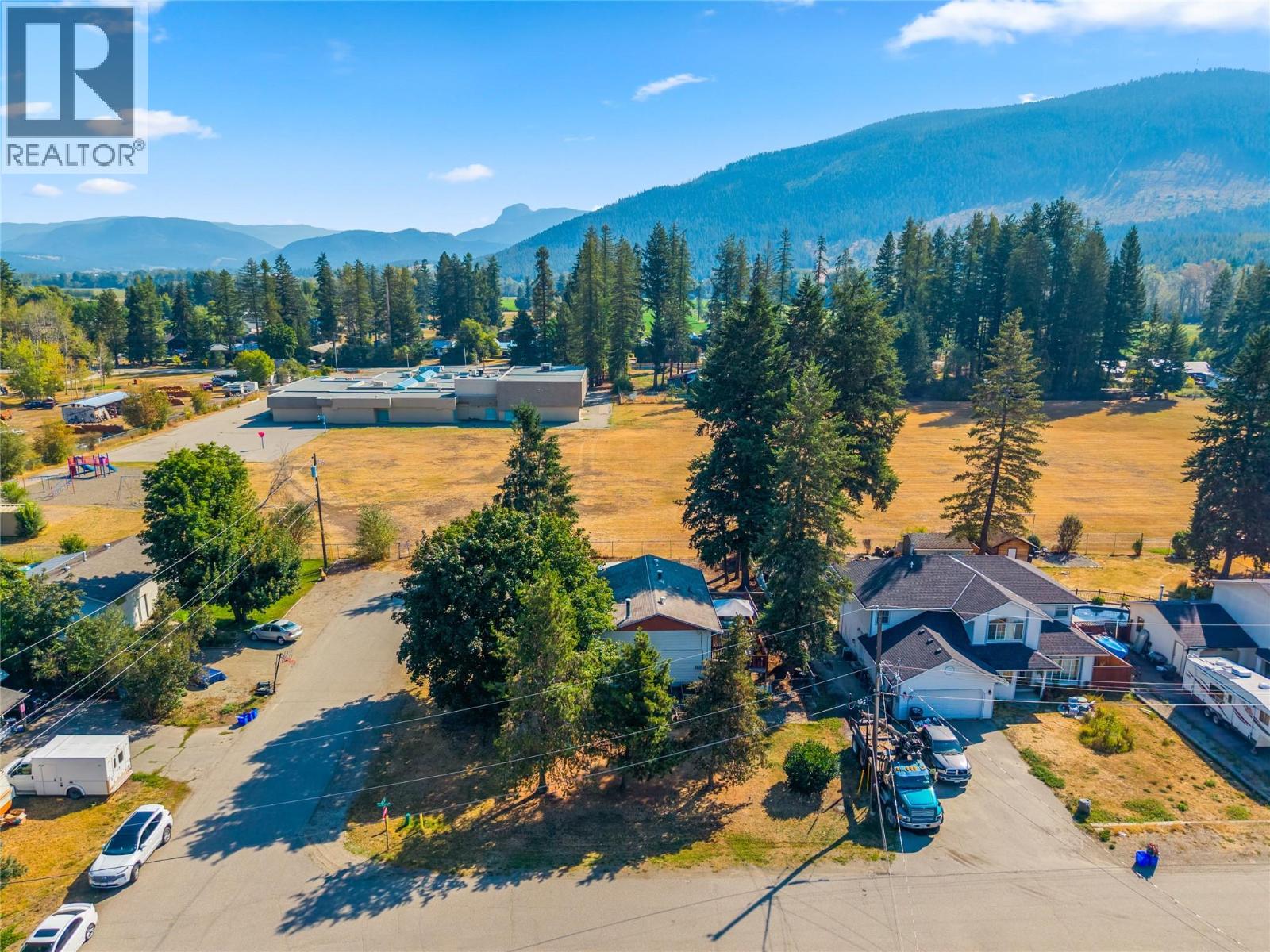 Photo 37 of 792 Eastwood Road, Lumby Valley