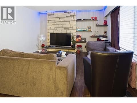 Photo 14 of 748 GLENEAGLES Drive, Sahali, Kamloops