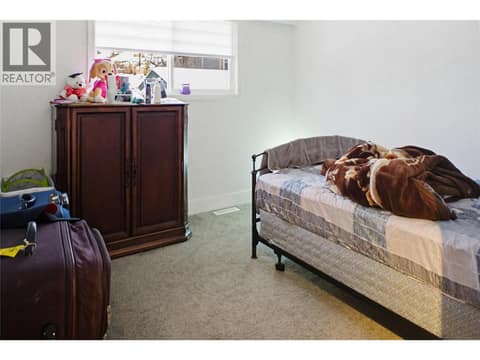 Photo 7 of 748 GLENEAGLES Drive, Sahali, Kamloops