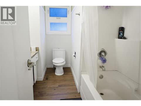 Photo 9 of 748 GLENEAGLES Drive, Sahali, Kamloops
