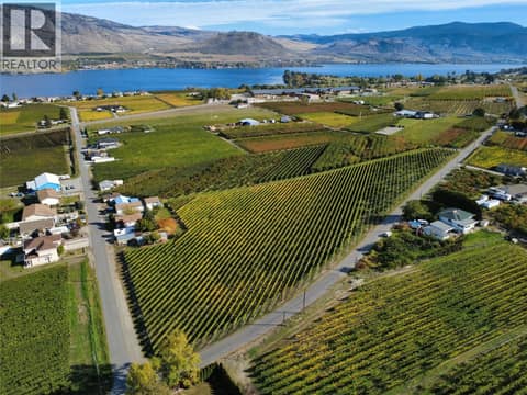Photo 2 of 10319 12th Avenue, Osoyoos