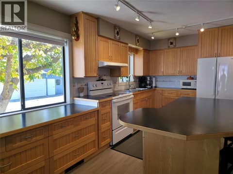 Photo 14 of 10319 12th Avenue, Osoyoos