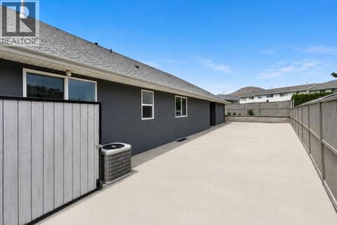 Gated drive way with sani dump at 996 Arlington Court, Brocklehurst, Kamloops
