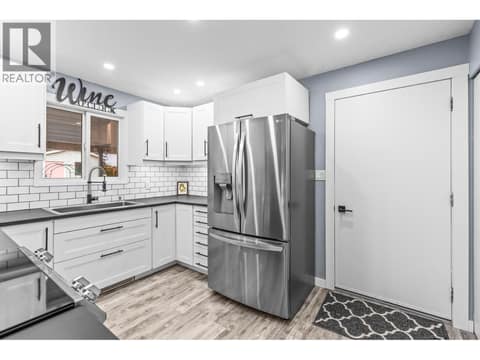 Photo 11 of 8704 JUBILEE Drive, Osoyoos