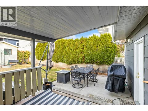 Photo 3 of 8704 JUBILEE Drive, Osoyoos