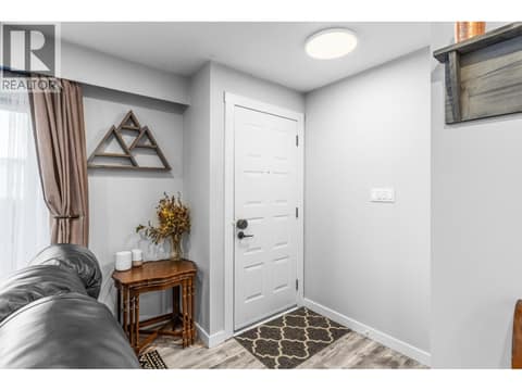 Photo 7 of 8704 JUBILEE Drive, Osoyoos