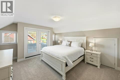 Upper level bedroom with balcony & ensuite at 2450 Radio Tower Road Unit# 70, Oliver Rural