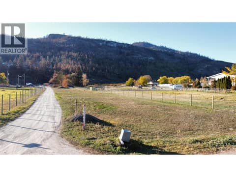Photo 3 of 14810 Garnet Avenue, Summerland Rural
