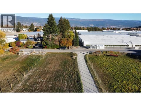 Photo 4 of 14810 Garnet Avenue, Summerland Rural