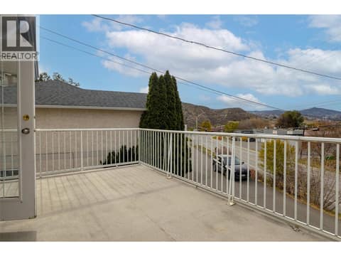 Photo 11 of 1659 Valleyview Drive, Valleyview, Kamloops