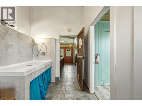 Photo 23 of 2140 Rosedale Avenue, Armstrong/ Spall.