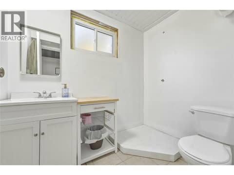 Photo 34 of 2140 Rosedale Avenue, Armstrong/ Spall.