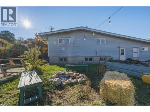 Photo 38 of 2140 Rosedale Avenue, Armstrong/ Spall.