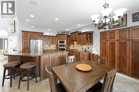 Dining room, pantry at 1124 Fairview Road, Oliver