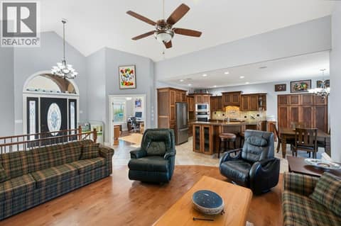 Living room at 1124 Fairview Road, Oliver