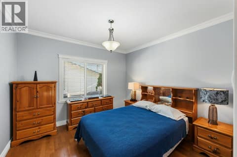 Main level bedroom at 1124 Fairview Road, Oliver